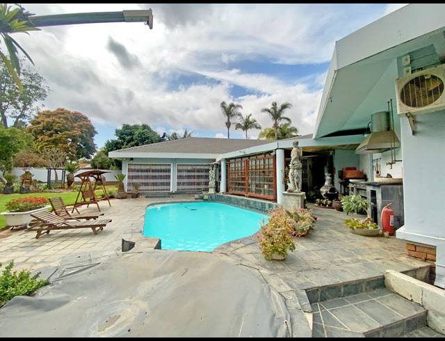 5 BEDROOM HOUSE FOR SALE IN BENDOR